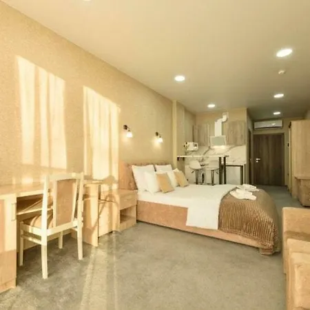 Διαμέρισμα Nice Near The Beach
